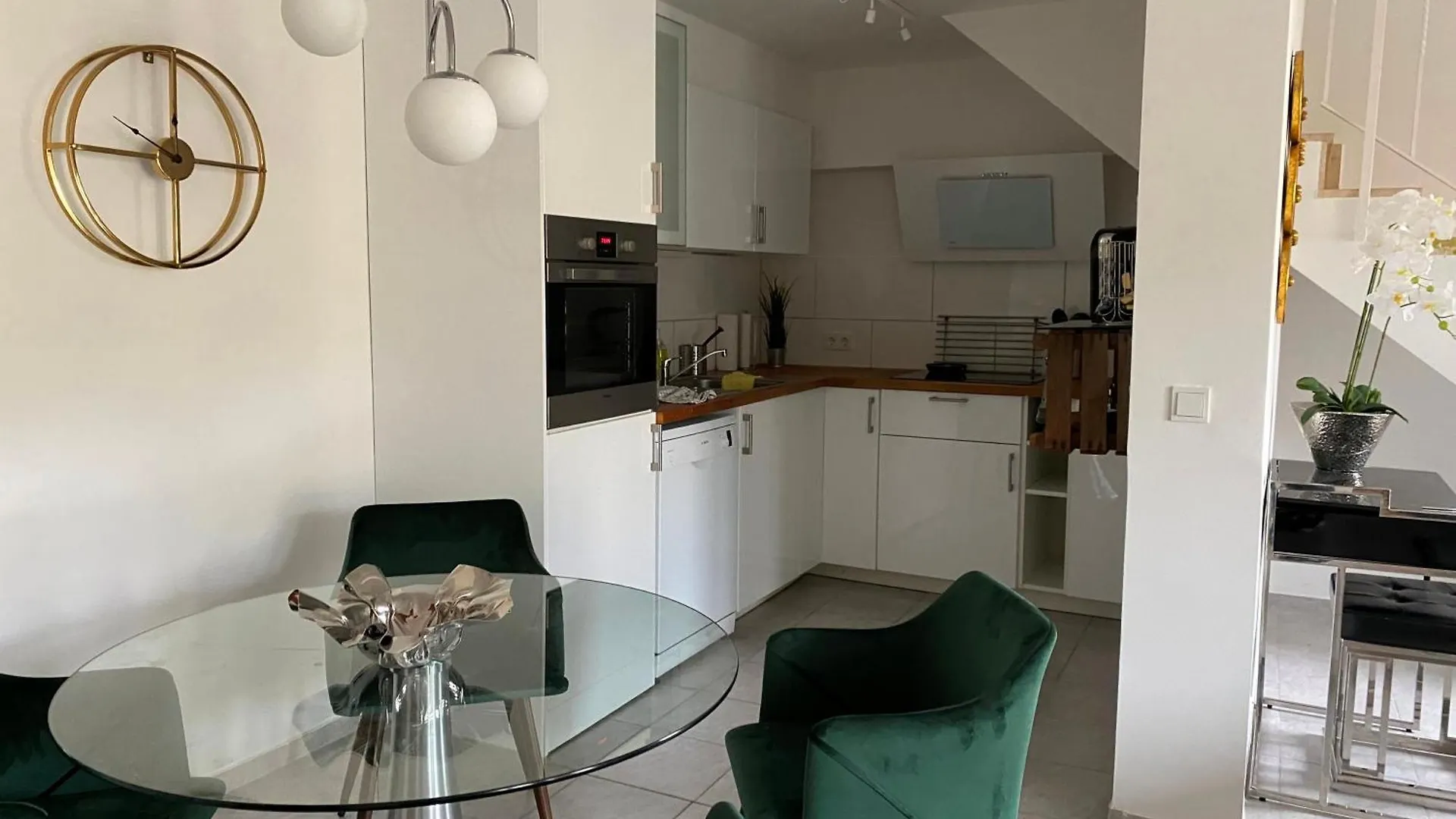 Rheinblick Apartments Colonia